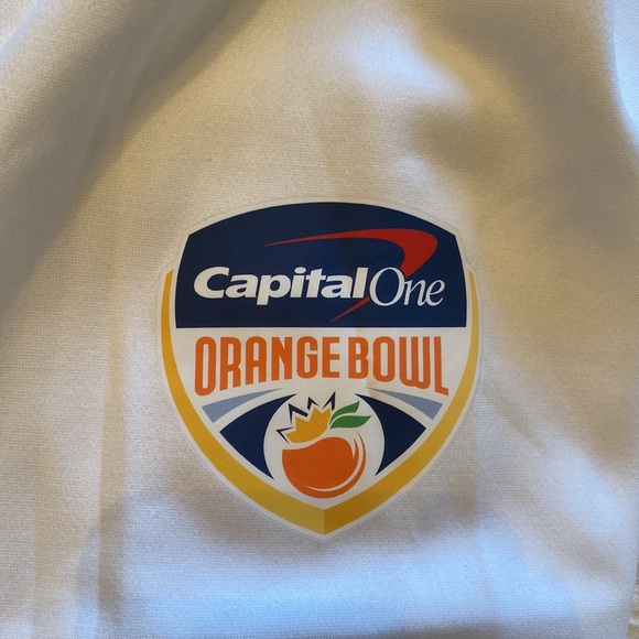 NWT! A&M team issued men’s small jacket. Perfect condition from the orange bowl. - Picture 8 of 9